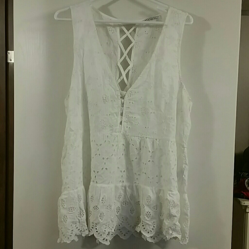 American Eagle Tank Super Cute!  Great For Summer!